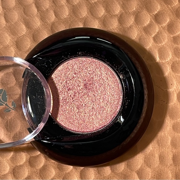 Lancôme Color Design Eyeshadow in Kitten Heel‎ retired color - Picture 4 of 5